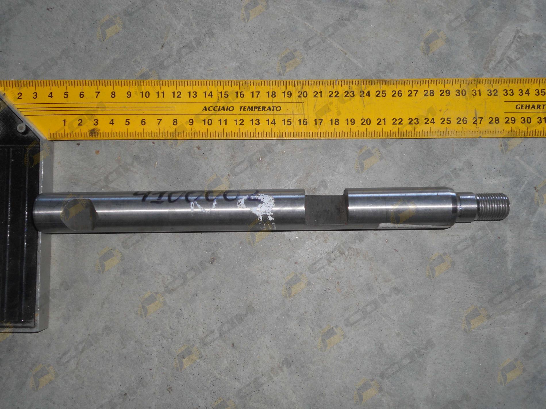 Вал вилки переключения повышенной-пониженной передач КПП HW18709 HOWO WG2214100002