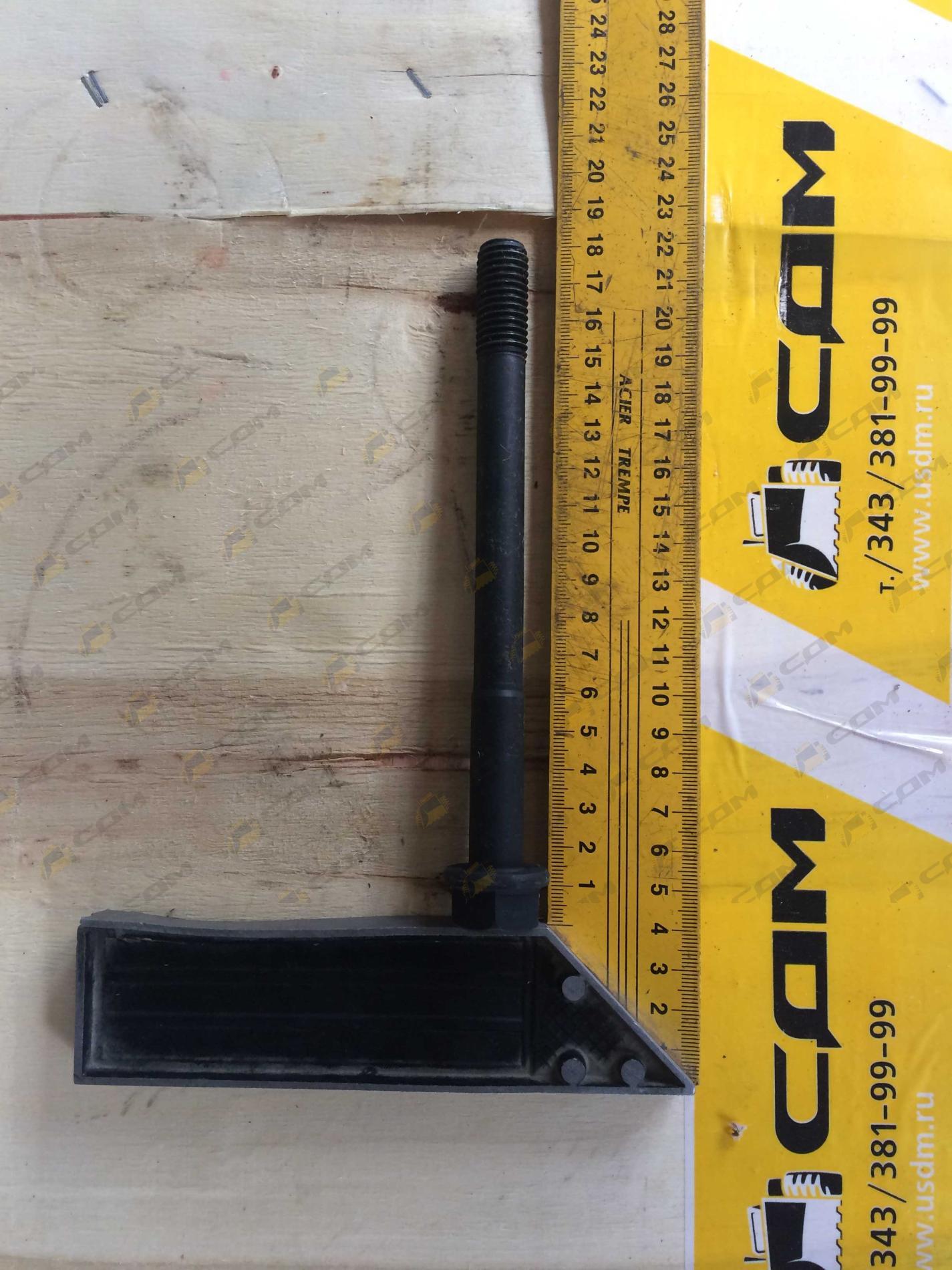 Болт ГБЦ (2) 330-1003013B