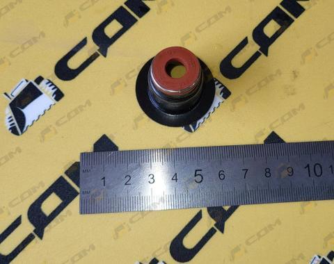 Колпачок маслосъёмный D04-107-30/D04-150-30